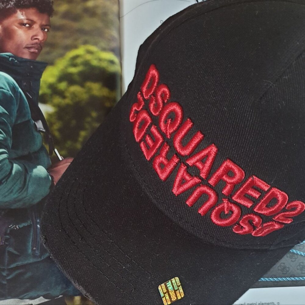 Unisex DSQUARED2 Baseball Cap Black Red Monogram Casual Hat One Size Strap Back